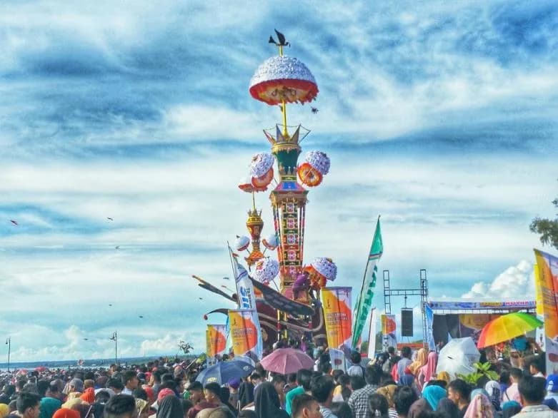 Tabuik Pariaman: Tradisi, Makna, dan Daya Tarik Budaya Pesisir Sumatera Barat